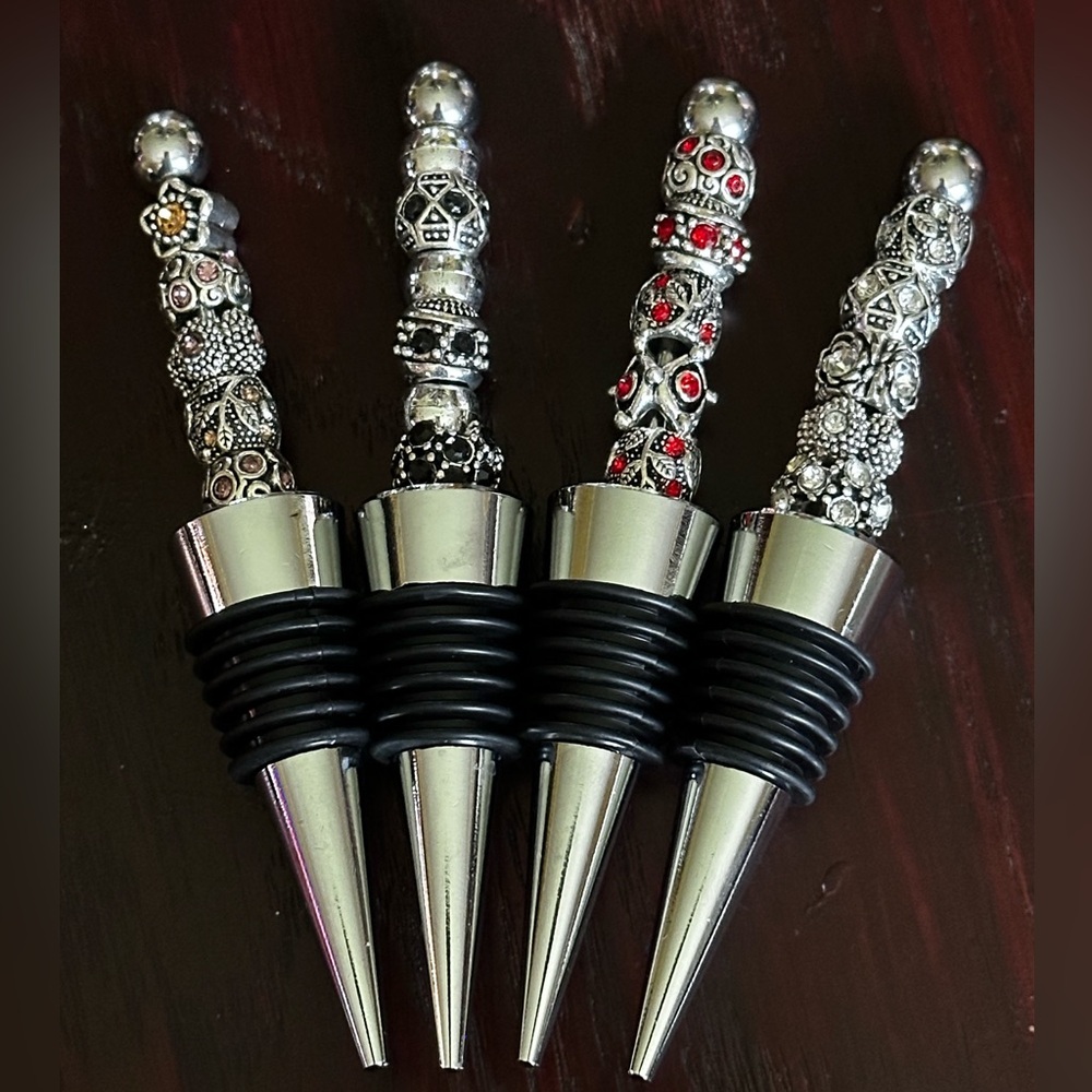 Set of 4 New Wine Stoppers